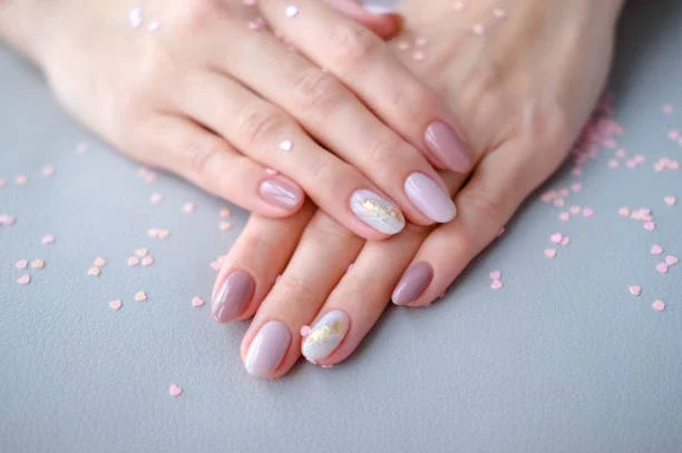 Acrylic nails services