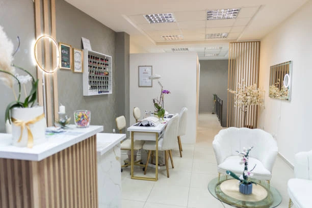 nail salon near bankstown